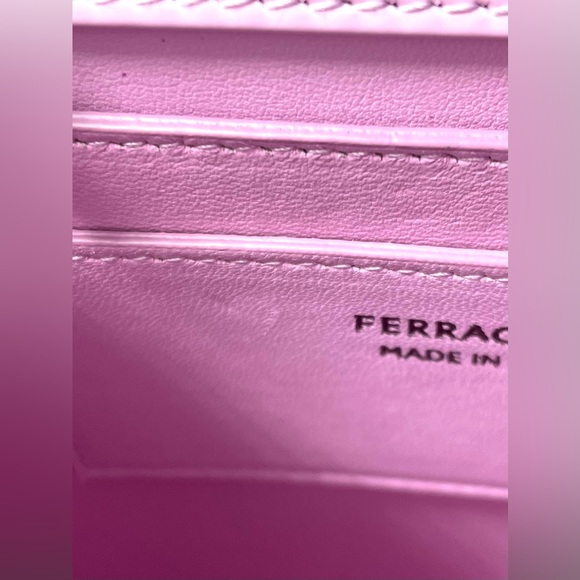 Ferragamo Wanda N/S Mini Leather Top Handle Bag. - Picture 16 of 17